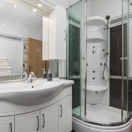 Flowers Apartament Kastav