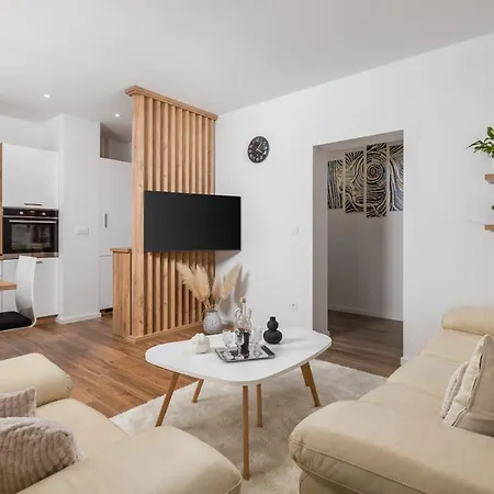 Apartament Flowers *