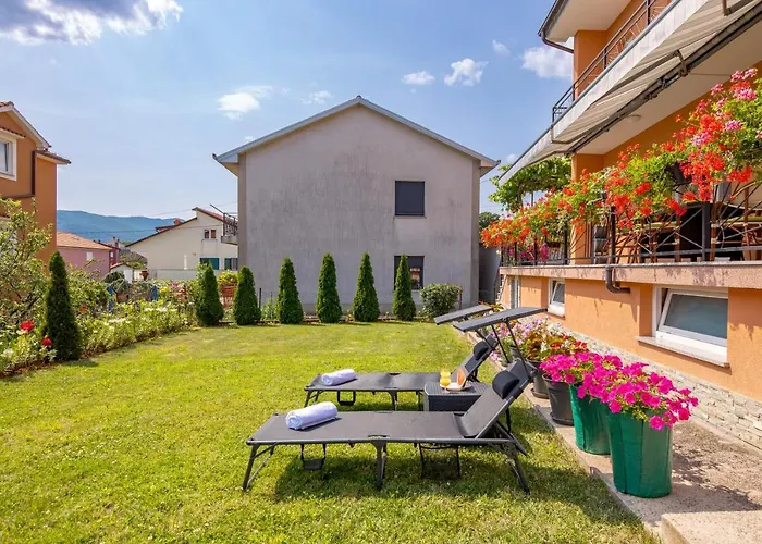 Apartment Flowers Kastav