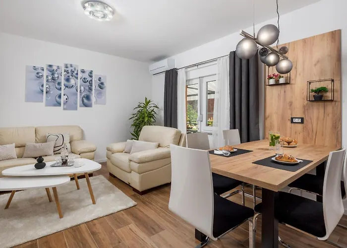 Flowers Lejlighed Kastav