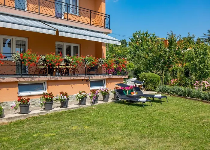 Flowers Appartement *